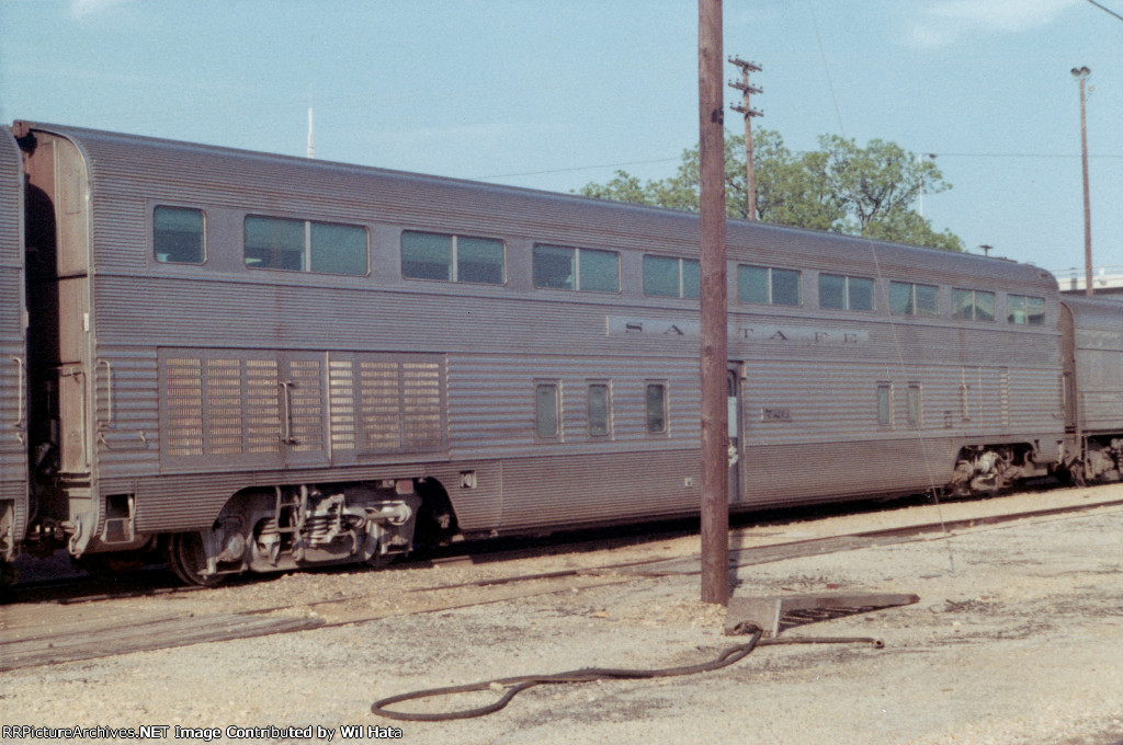 Santa Fe Hi-Level Coach 726